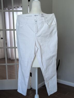 NWT Style Co White Curvy Skinny Leg Jeans 16 Petite